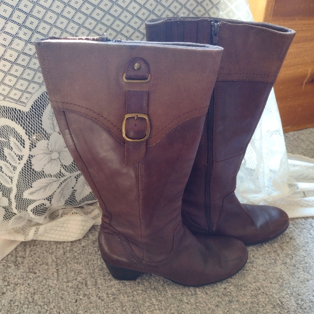 Clarks Boots